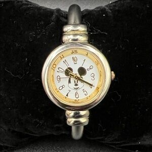 Vintage Disney Mickey Mouse Two Tone 6” Women’s Watch (Works, New Battery)